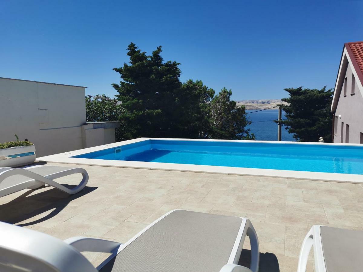 Beachfront Apartments Anita With Pool Karlobag Exterior foto